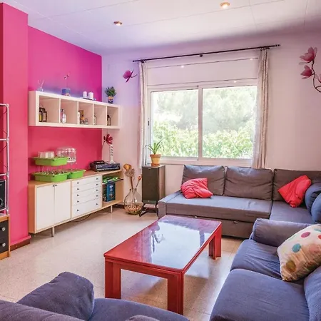 Amazing Home In Tordera *